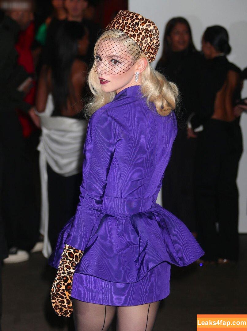 Anya Taylor-Joy / anyataylorjoy leaked photo photo #2137