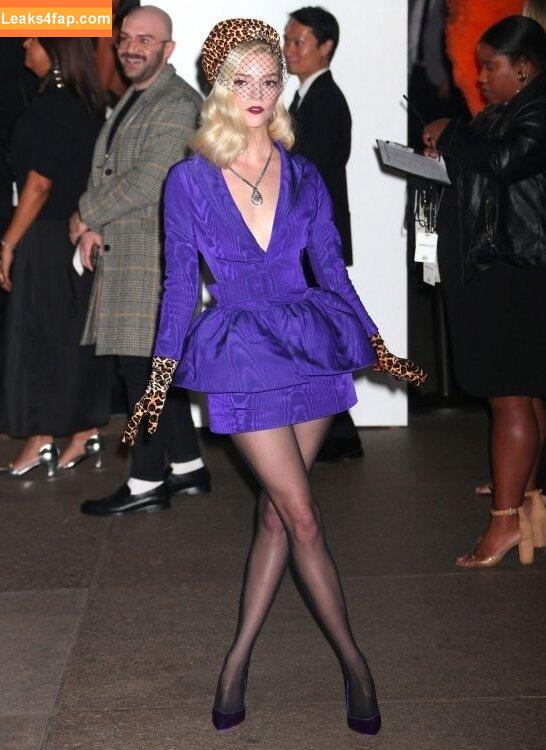 Anya Taylor-Joy / anyataylorjoy leaked photo photo #2145