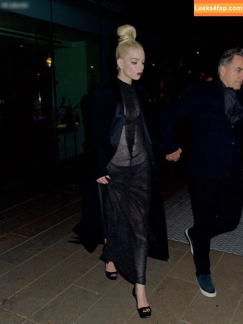 Anya Taylor-Joy / anyataylorjoy leaked photo photo #2153