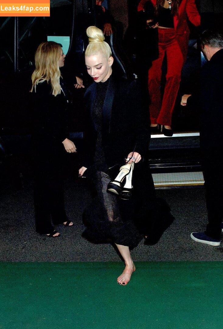 Anya Taylor-Joy / anyataylorjoy слитое фото фото #2157