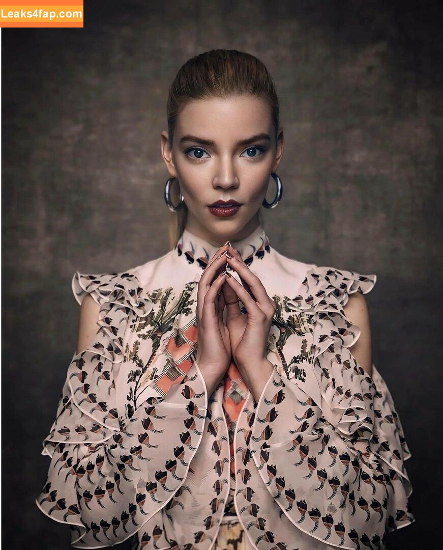 Anya Taylor-Joy / anyataylorjoy слитое фото фото #2164