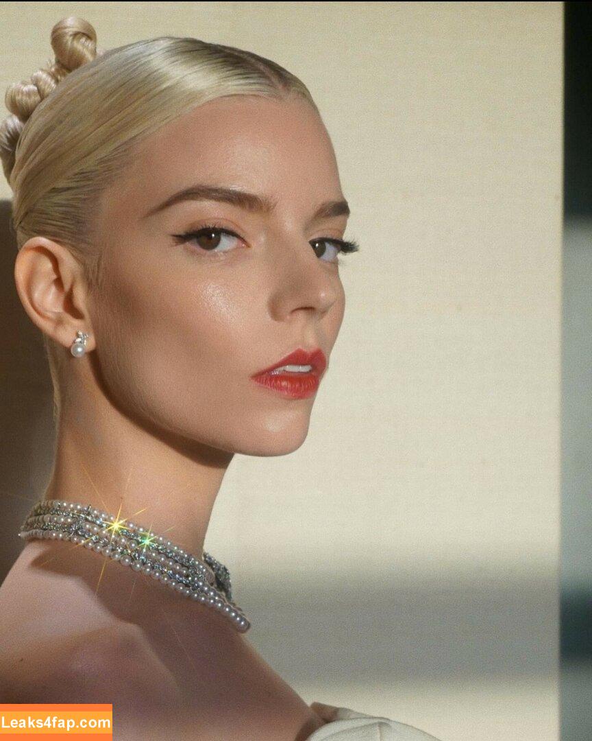 Anya Taylor-Joy / Anya Taylor Joy / anyataylorjoy leaked photo photo #2215