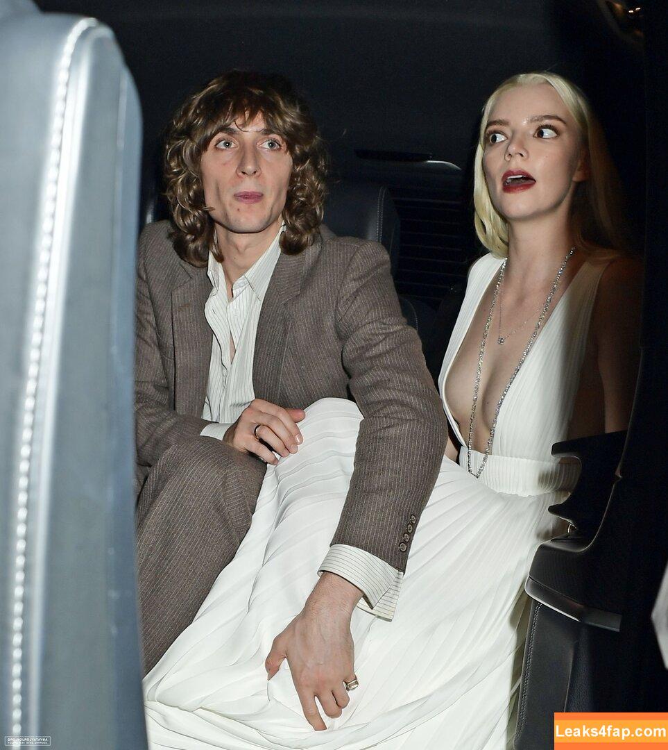 Anya Taylor-Joy / Anya Taylor Joy / anyataylorjoy leaked photo photo #2247