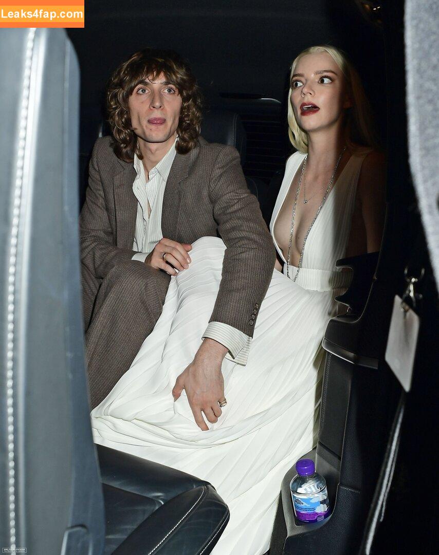 Anya Taylor-Joy / Anya Taylor Joy / anyataylorjoy leaked photo photo #2248