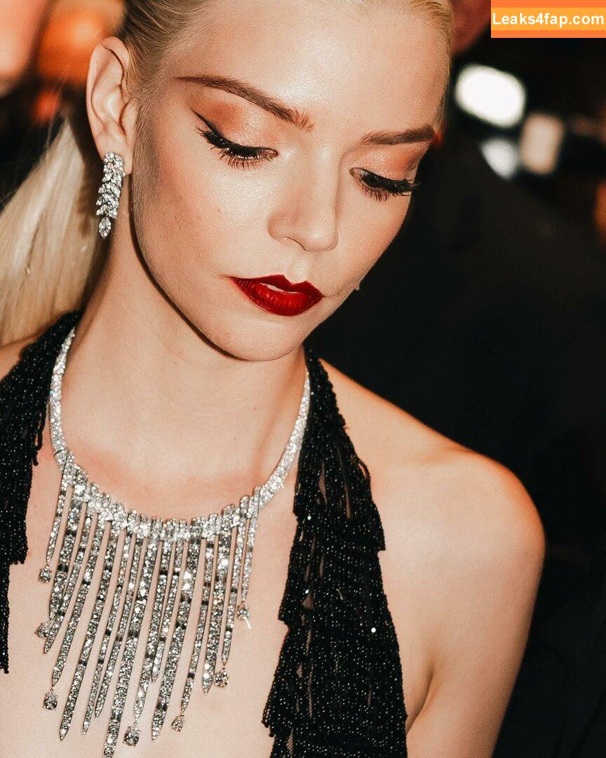 Anya Taylor-Joy / Anya Taylor Joy / anyataylorjoy leaked photo photo #2278