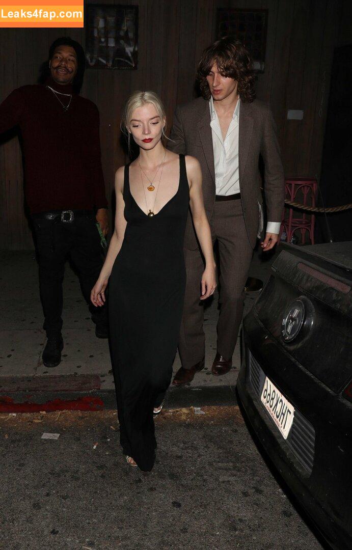 Anya Taylor-Joy / Anya Taylor Joy / anyataylorjoy leaked photo photo #2290