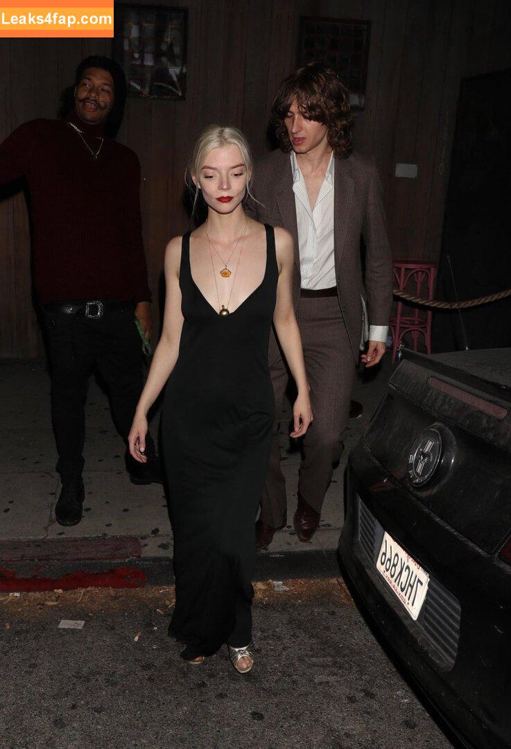 Anya Taylor-Joy / Anya Taylor Joy / anyataylorjoy leaked photo photo #2291