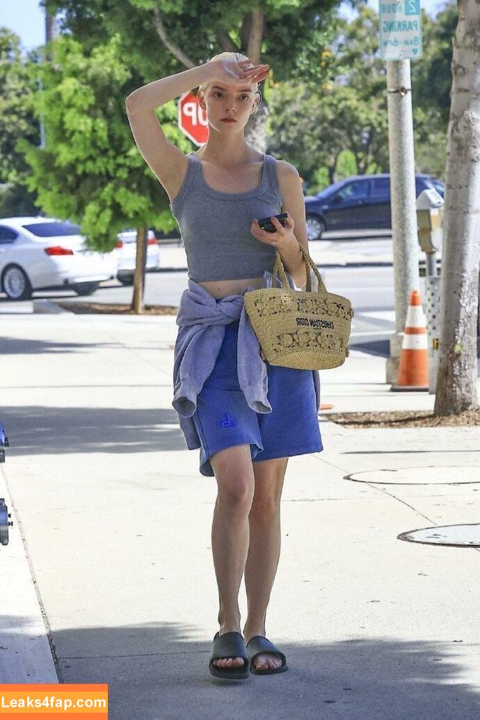 Anya Taylor-Joy / Anya Taylor Joy / anyataylorjoy leaked photo photo #2305