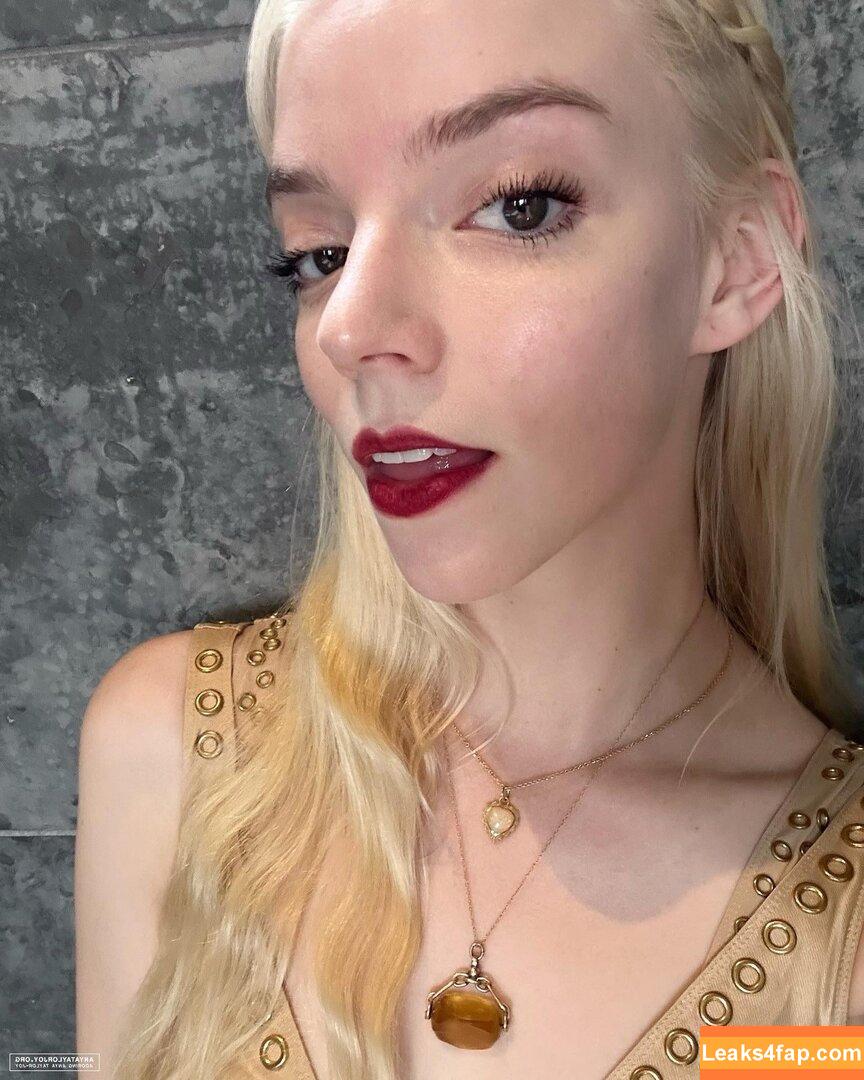 Anya Taylor-Joy / Anya Taylor Joy / anyataylorjoy leaked photo photo #2317