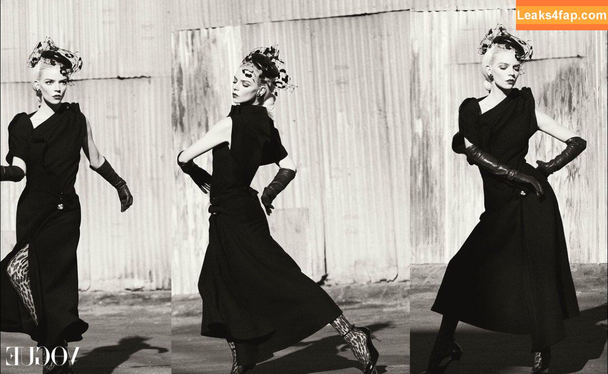 Anya Taylor-Joy / Anya Taylor Joy / anyataylorjoy leaked photo photo #2413