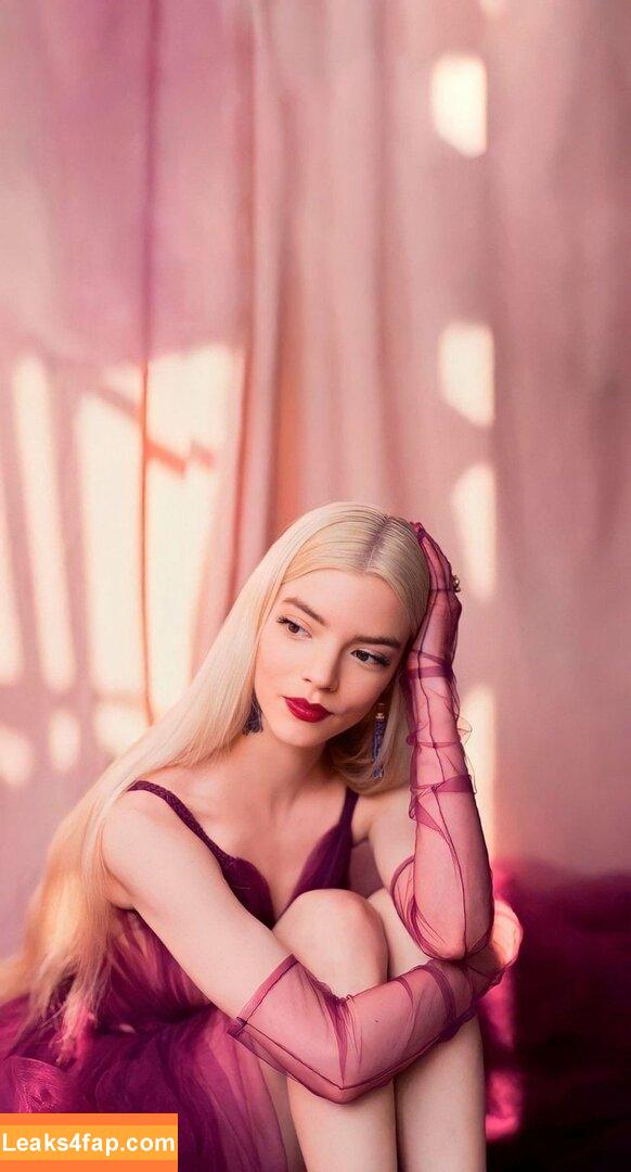 Anya Taylor-Joy / anyataylorjoy / taylorjoyvip слитое фото фото #2427