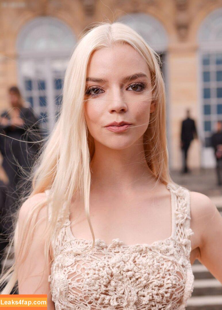 Anya Taylor-Joy / Anya Taylor Joy / anyataylorjoy leaked photo photo #2460