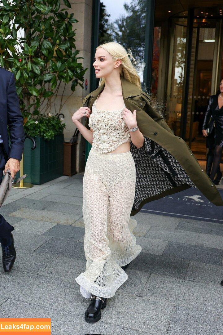 Anya Taylor-Joy / Anya Taylor Joy / anyataylorjoy leaked photo photo #2493