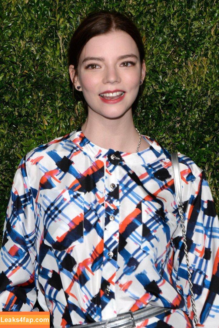 Anya Taylor-Joy / Anya Taylor Joy / anyataylorjoy leaked photo photo #2520