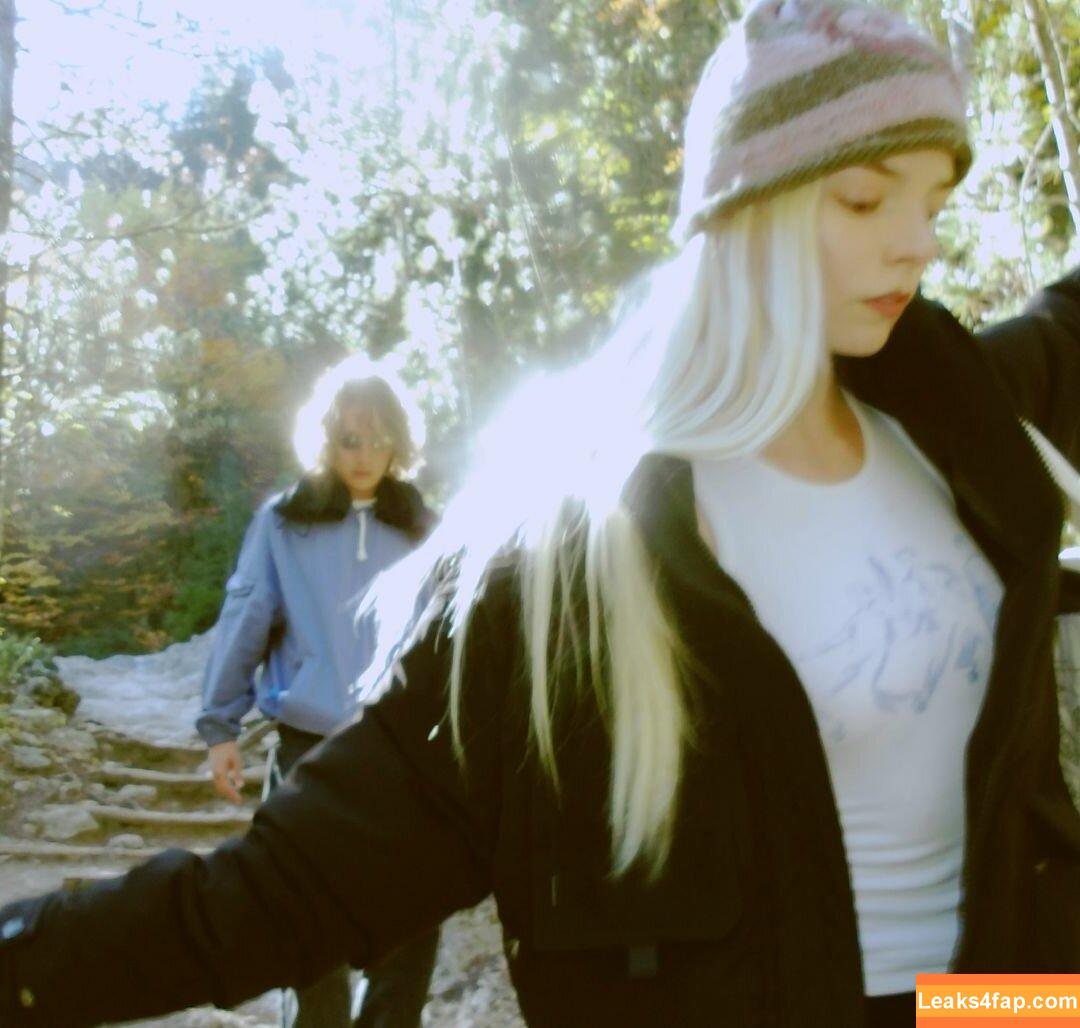 Anya Taylor-Joy / Anya Taylor Joy / anyataylorjoy leaked photo photo #2578
