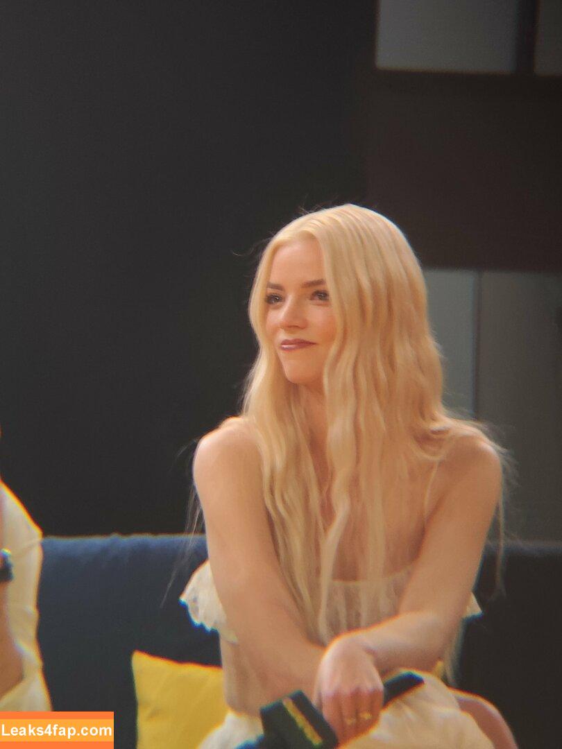 Anya Taylor-Joy / Anya Taylor Joy / anyataylorjoy leaked photo photo #2650