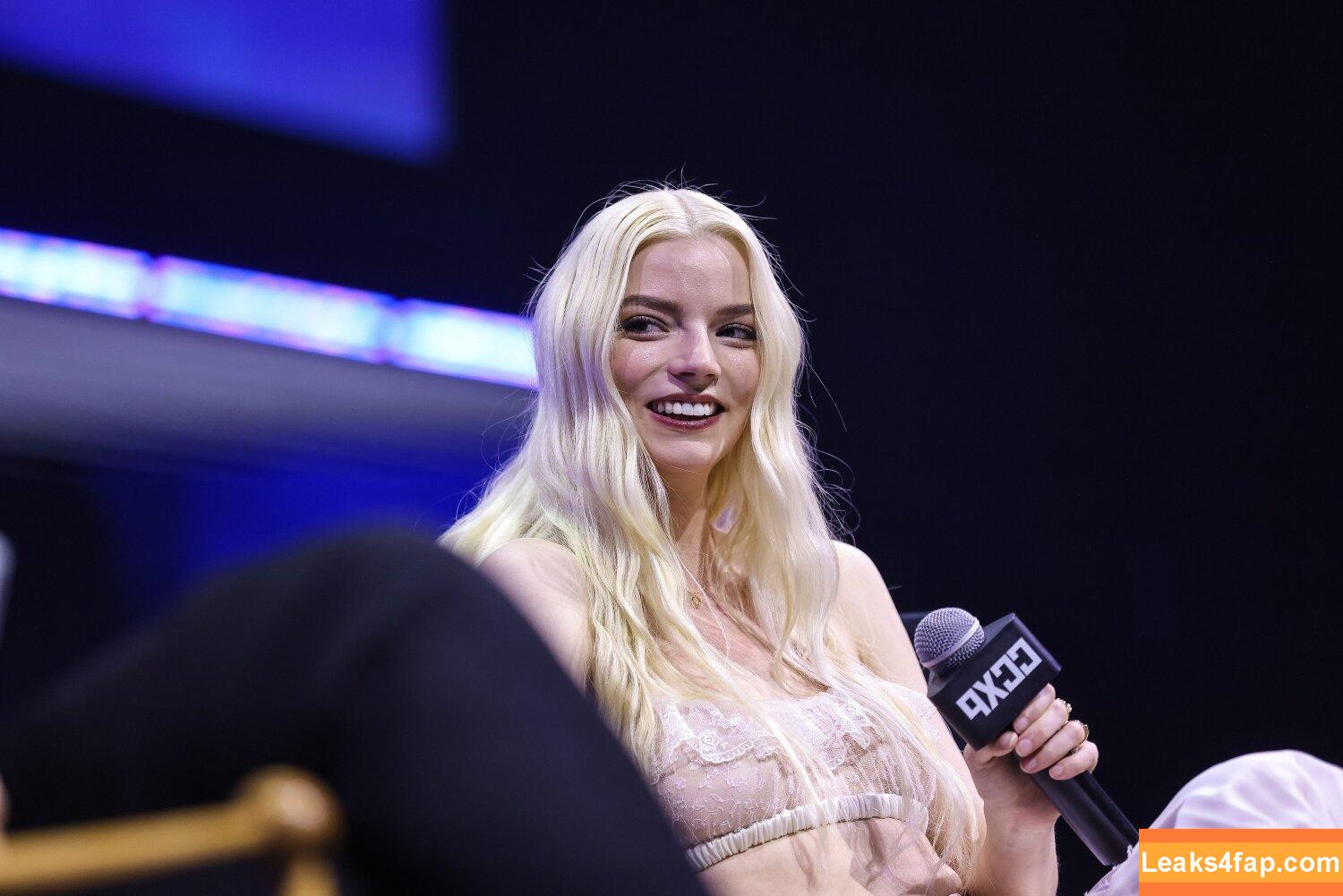 Anya Taylor-Joy / Anya Taylor Joy / anyataylorjoy leaked photo photo #2651