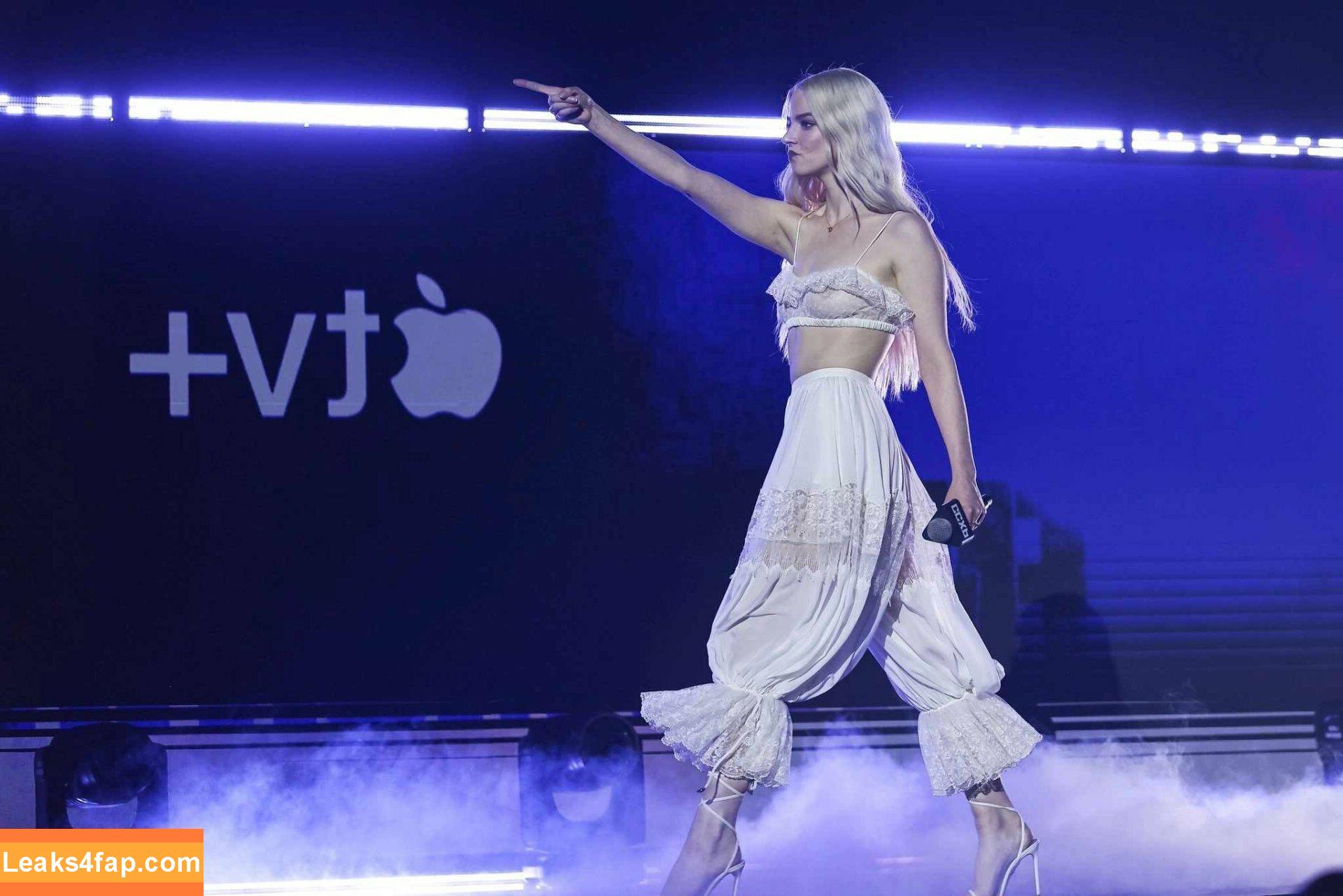 Anya Taylor-Joy / Anya Taylor Joy / anyataylorjoy leaked photo photo #2669