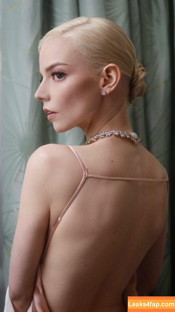 Anya Taylor-Joy / Anya Taylor Joy / anyataylorjoy leaked photo photo #2705