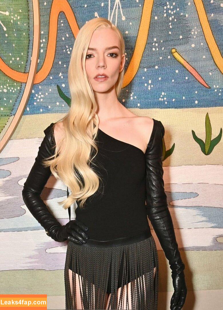 Anya Taylor-Joy / Anya Taylor Joy / anyataylorjoy leaked photo photo #2734