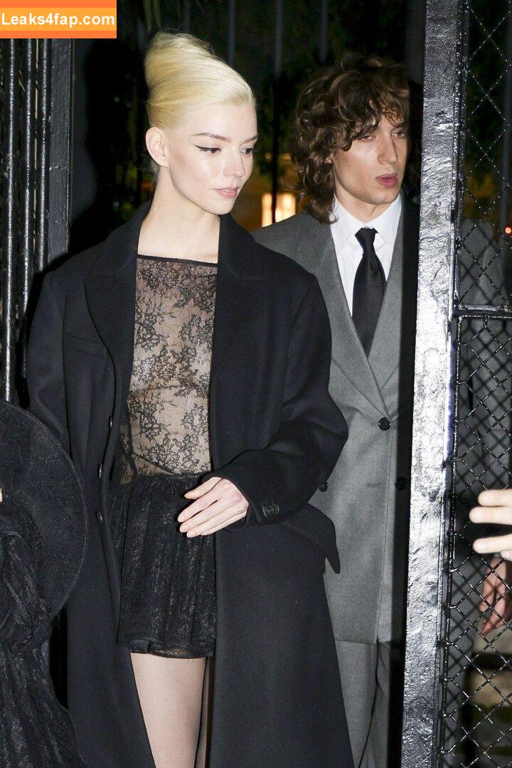 Anya Taylor-Joy / Anya Taylor Joy / anyataylorjoy leaked photo photo #2762