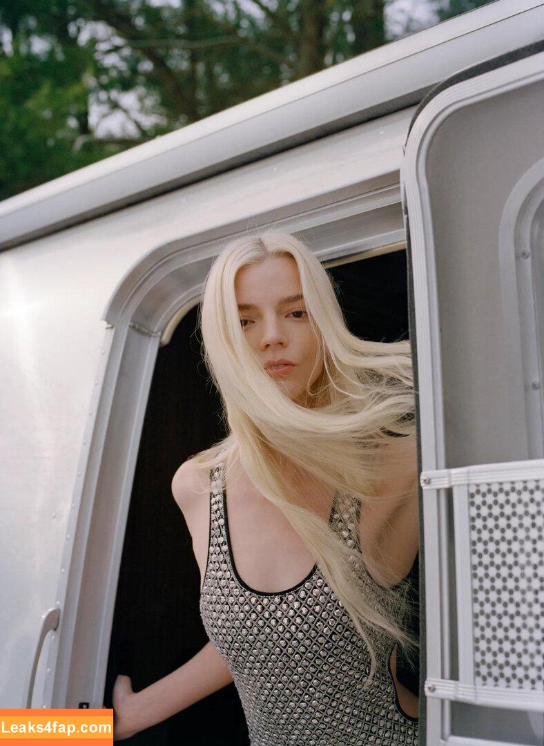 Anya Taylor-Joy / Anya Taylor Joy / anyataylorjoy слитое фото фото #2971