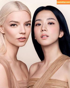 Anya Taylor-Joy photo #2202