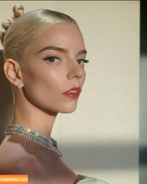Anya Taylor-Joy photo #2215