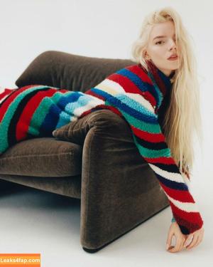 Anya Taylor-Joy photo #2321