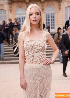 Anya Taylor-Joy photo #2463