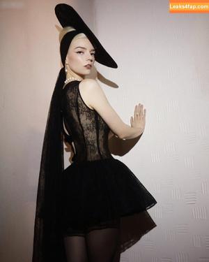 Anya Taylor-Joy photo #2748