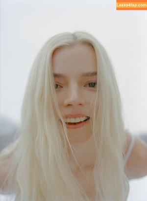 Anya Taylor-Joy фото #2985