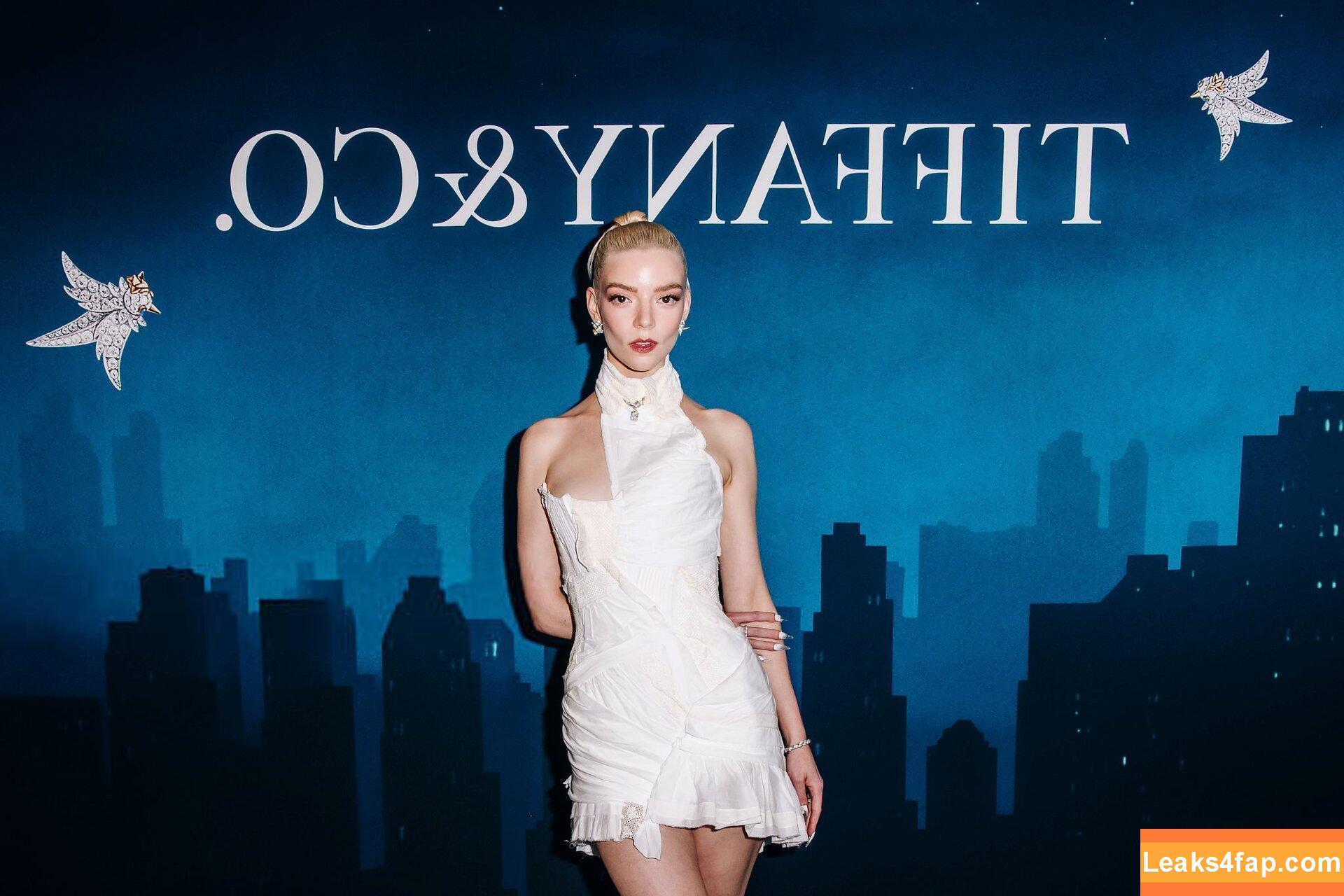 Anya Taylor-Joy / anyataylorjoy leaked photo photo #3025