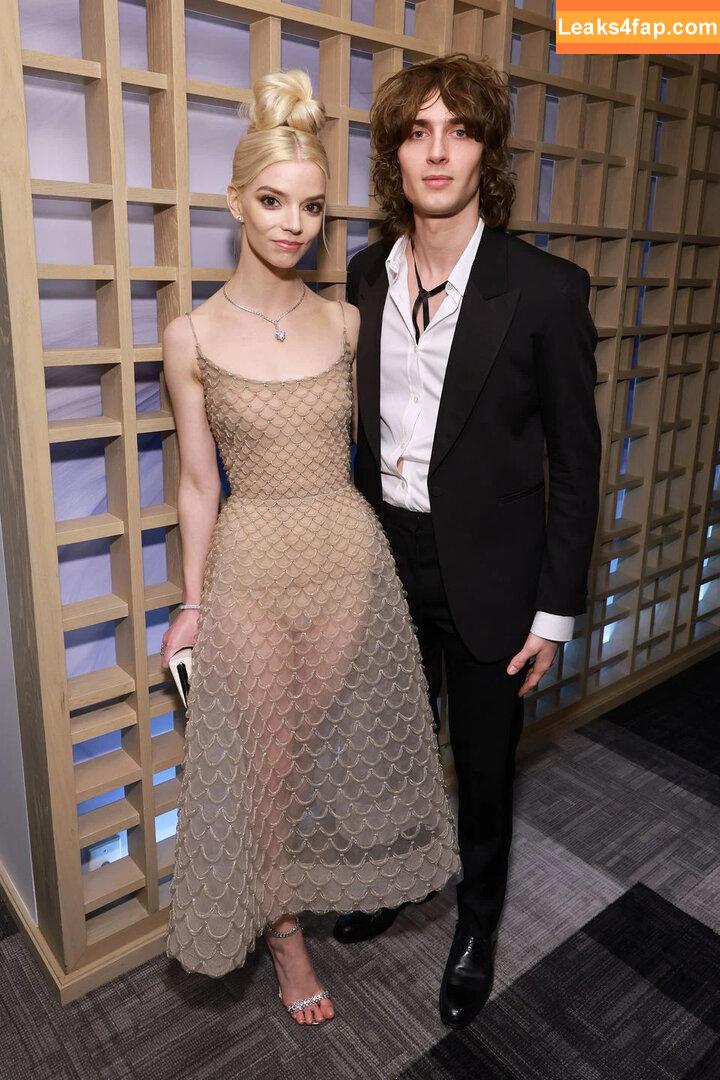 Anya Taylor-Joy / anyataylorjoy leaked photo photo #3101
