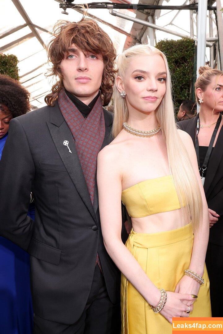 Anya Taylor-Joy / anyataylorjoy leaked photo photo #3103