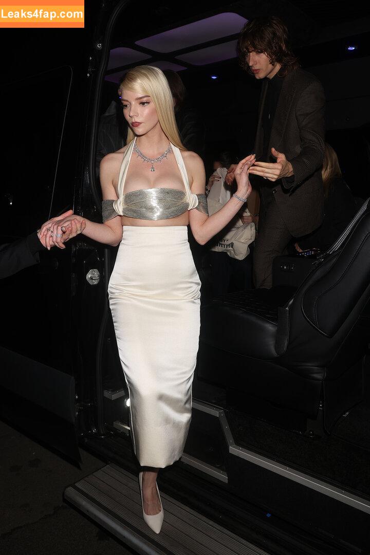 Anya Taylor-Joy / anyataylorjoy leaked photo photo #3113