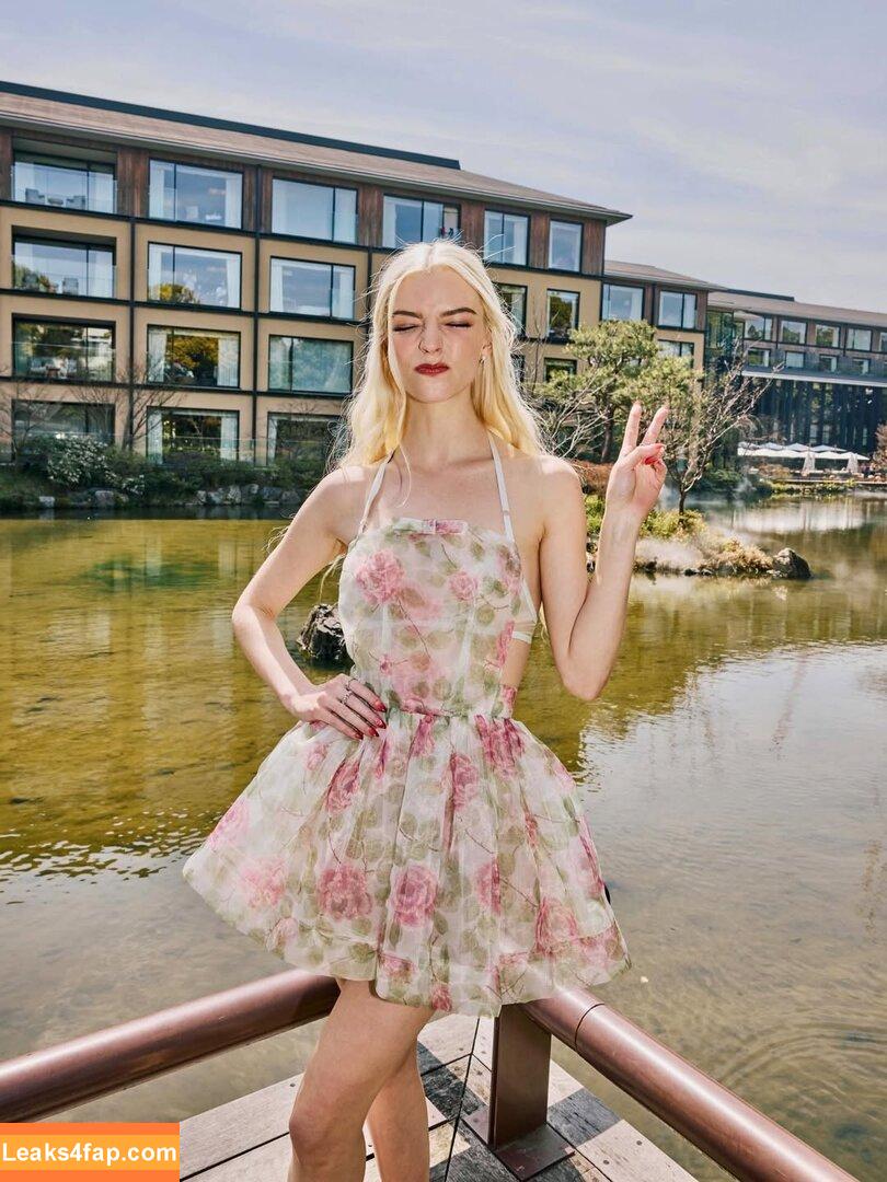 Anya Taylor-Joy / anyataylorjoy / owlicats leaked photo photo #3162