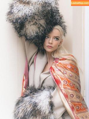 Anya Taylor-Joy photo #3124