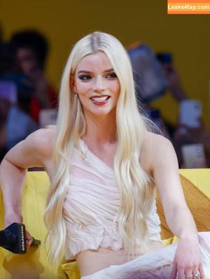 Anya Taylor-Joy фото #3141