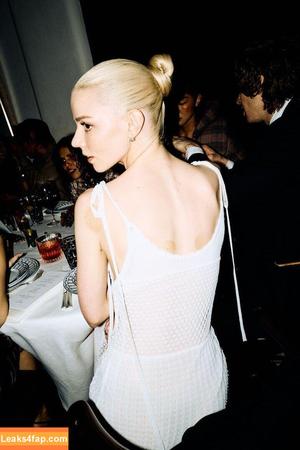 Anya Taylor-Joy фото #3147