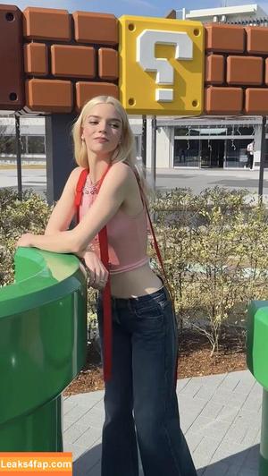 Anya Taylor-Joy фото #3160