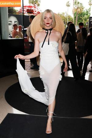 Anya Taylor-Joy photo #3177