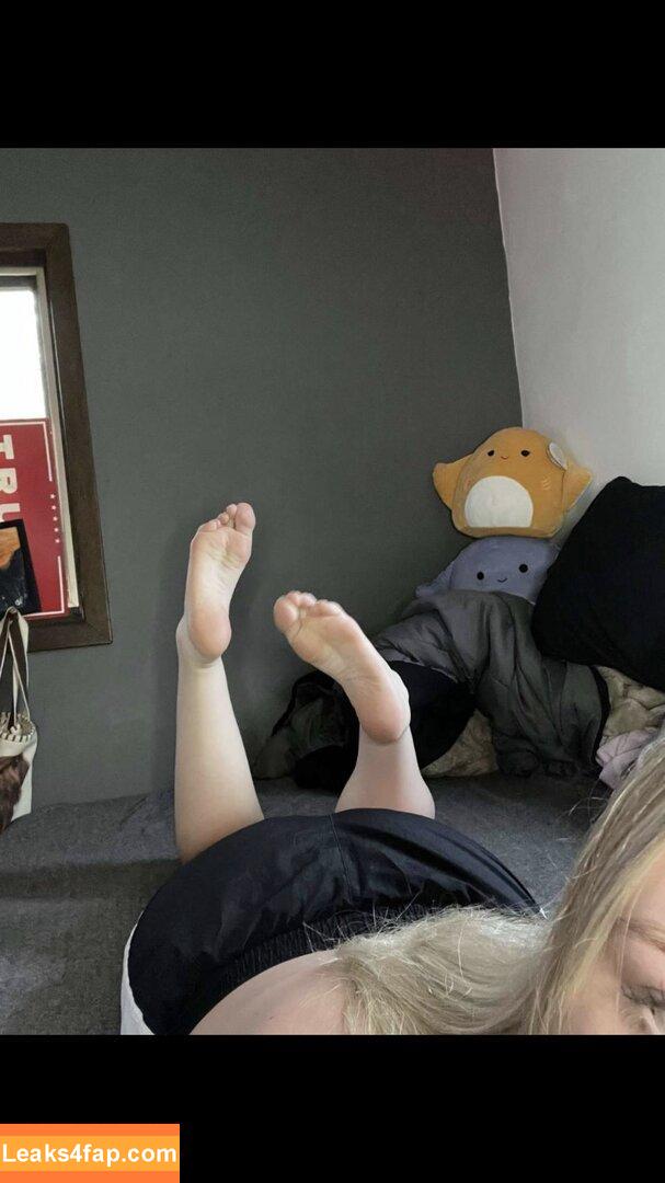 Anya Truax / anyatruax leaked photo photo #0017