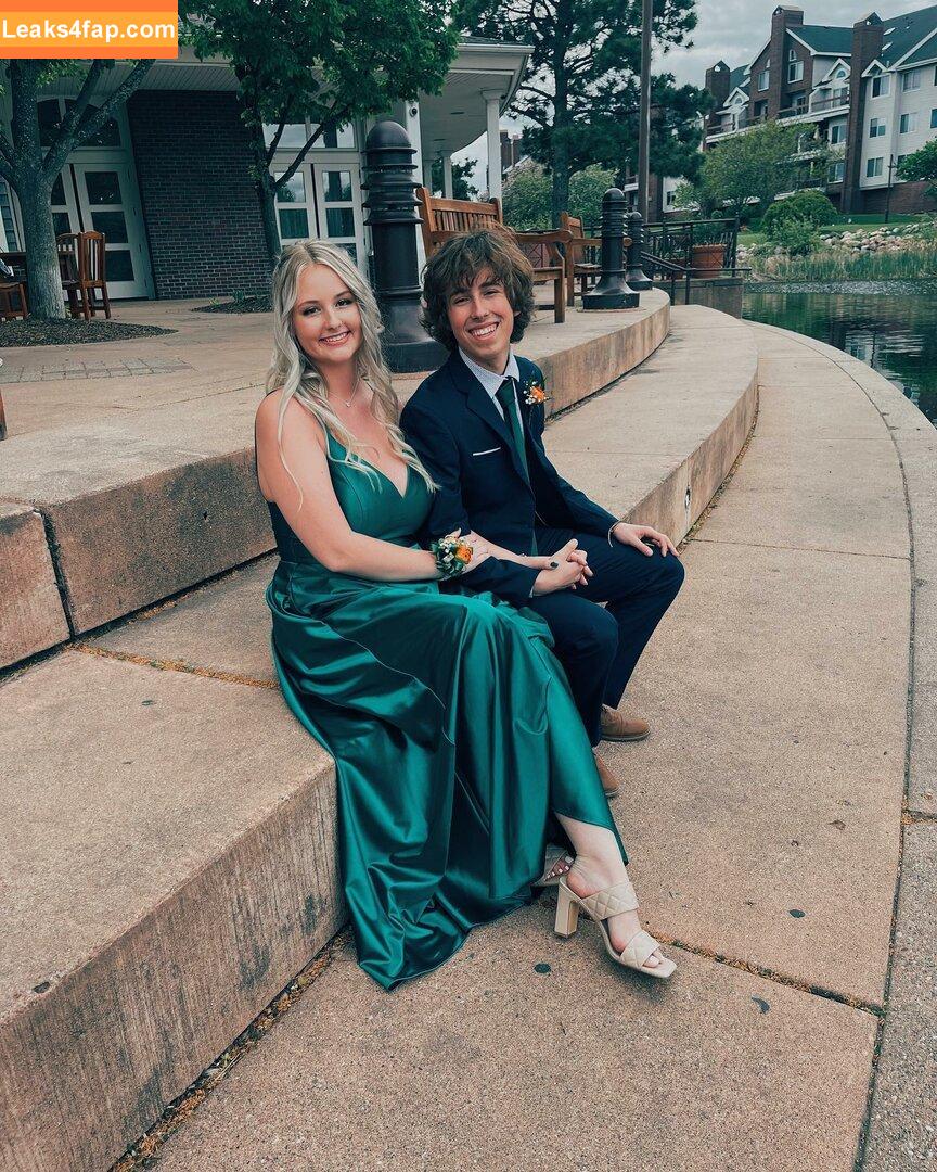 Anya Truax / anyatruax leaked photo photo #0040