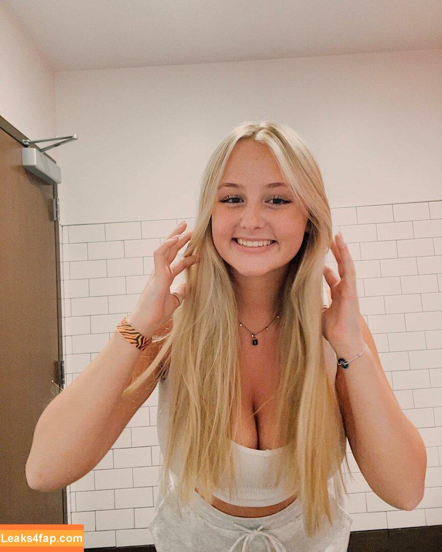 Anya Truax / anyatruax leaked photo photo #0043