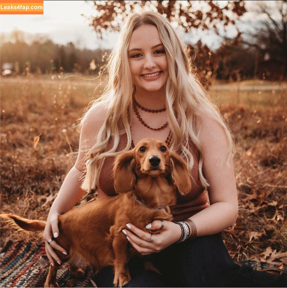 Anya Truax / anyatruax leaked photo photo #0058