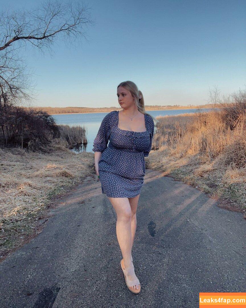 Anya Truax / anyatruax слитое фото фото #0059