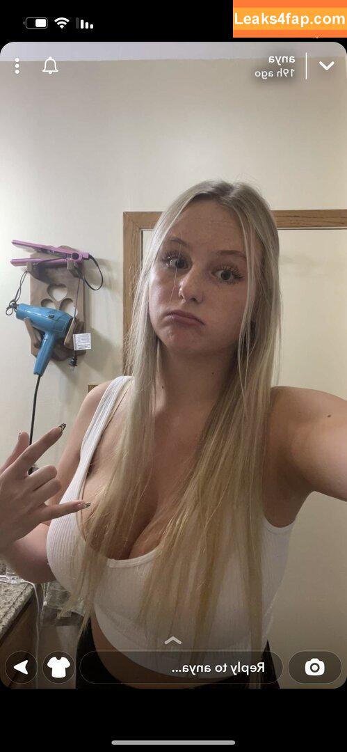 Anya Truax / anyatruax слитое фото фото #0073