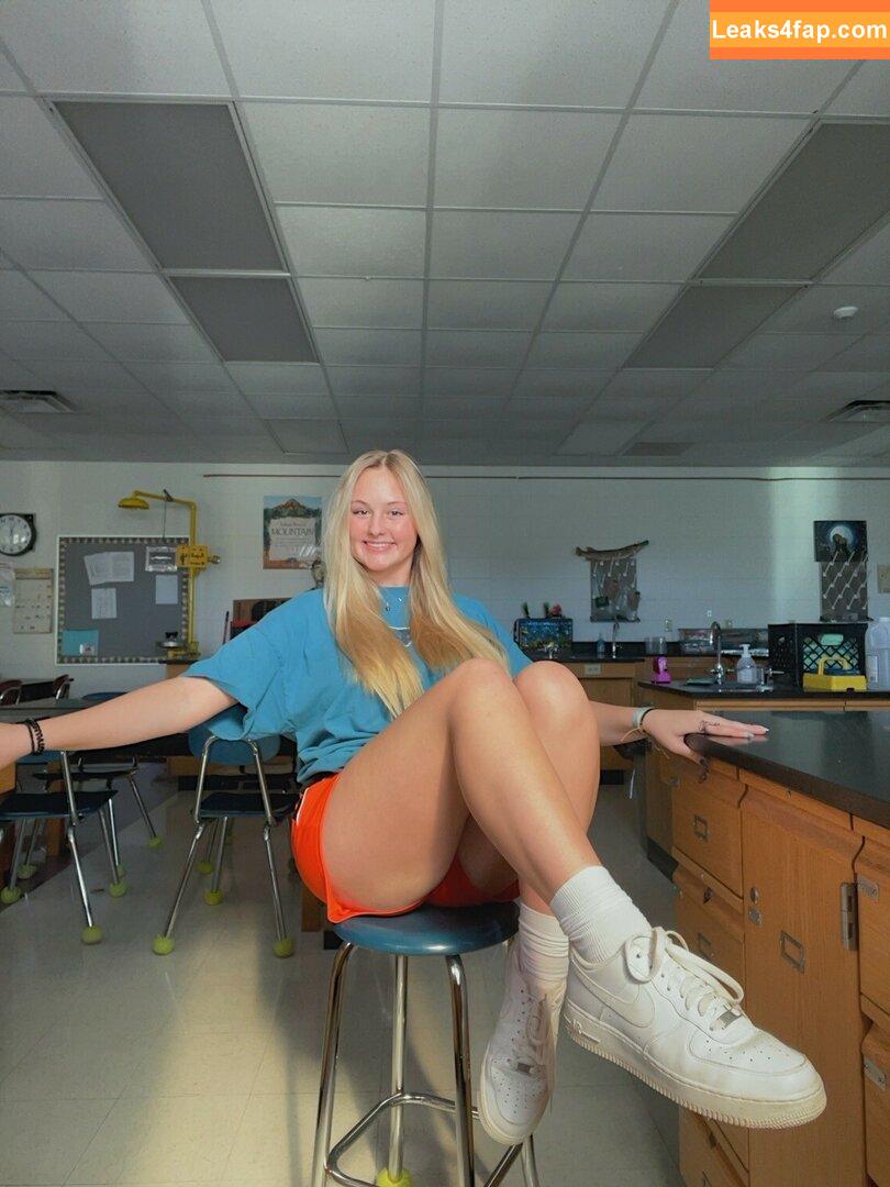 Anya Truax / anyatruax leaked photo photo #0077