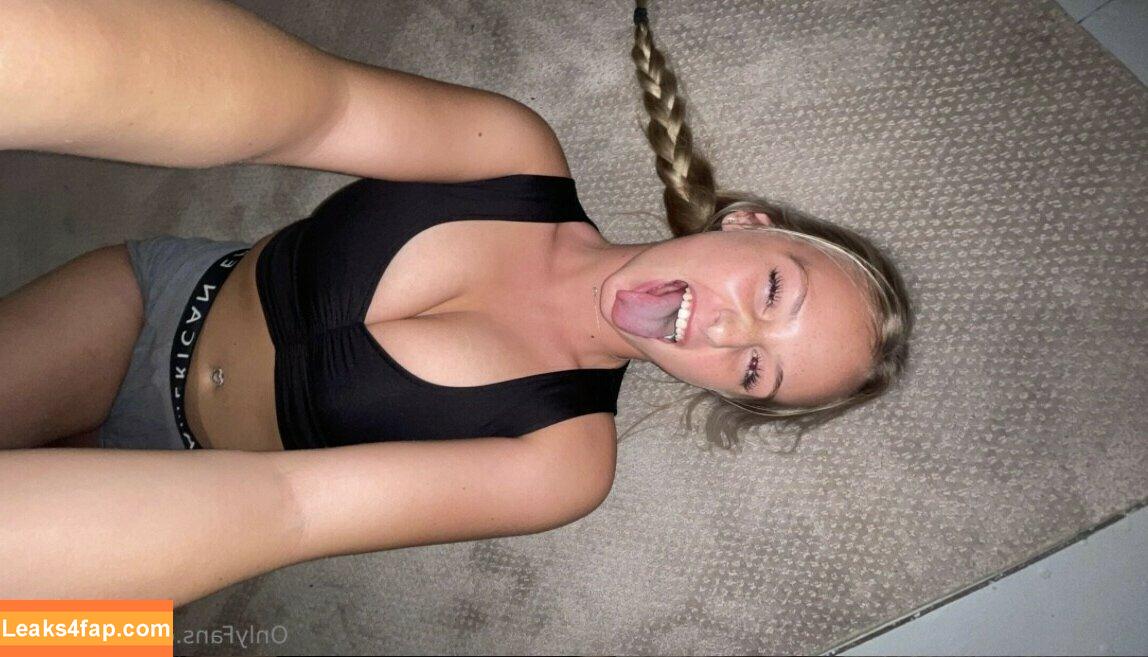 Anya Truax / anyatruax leaked photo photo #0111